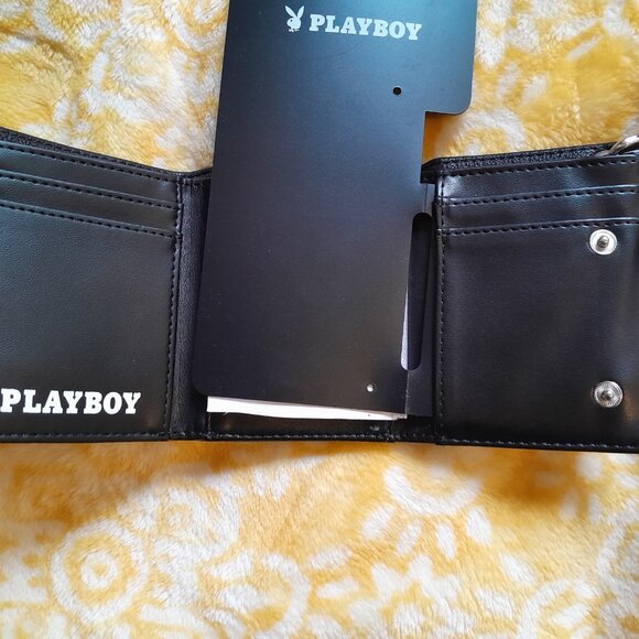 NWT Playboy Bunny Men's Wallet with Chain - Picture 4 of 6